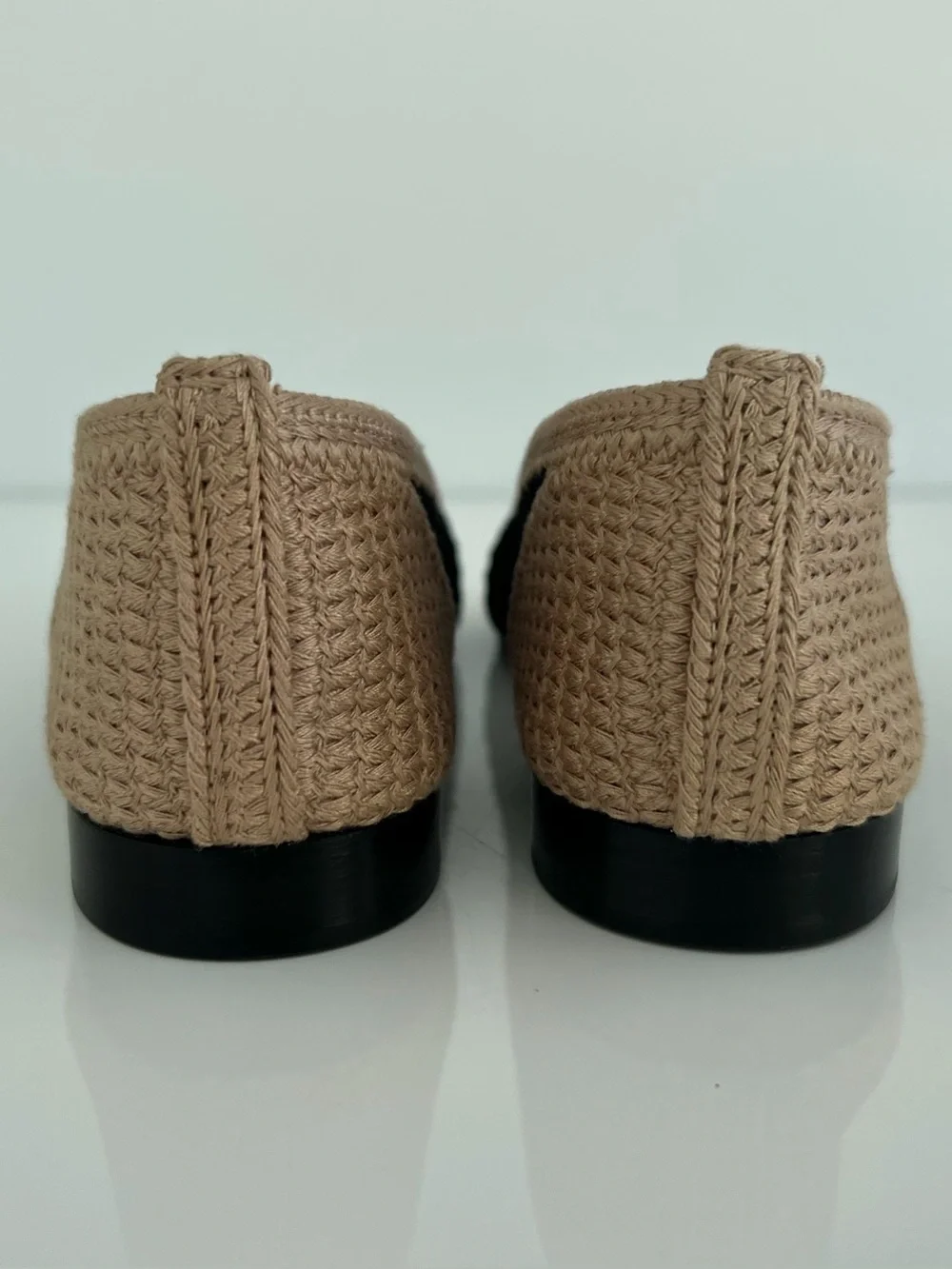 CHANEL 25P CC BLACK AND BEIGE RAFFIA BALLET SHOES SIZE IT 38 / US 8 NEW IN BOX!